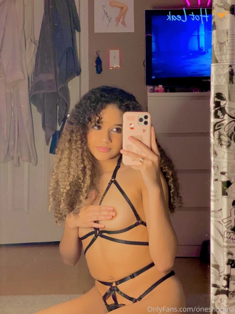 𝕬𝖓𝖆 [ oneshotana ] Onlyfans leaked photo 14606467 on Hotleaks.tv