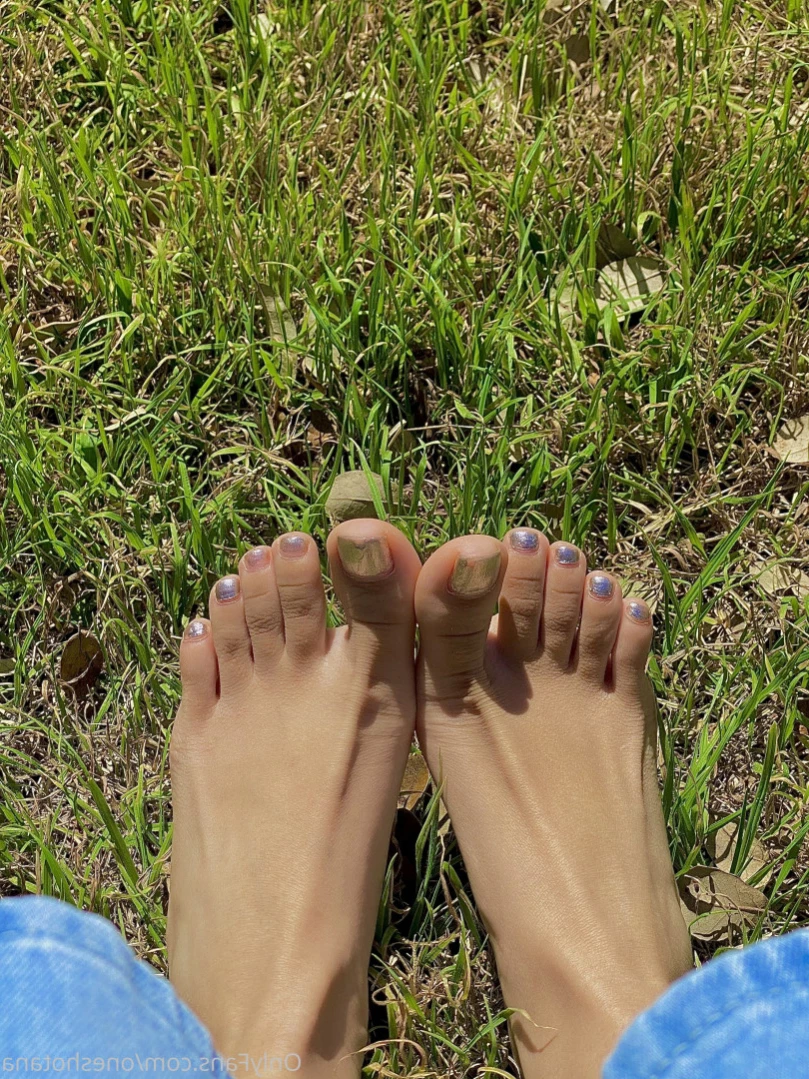 𝕬𝖓𝖆 [ oneshotana ] Onlyfans leaked photo 14679149 on Hotleaks.tv