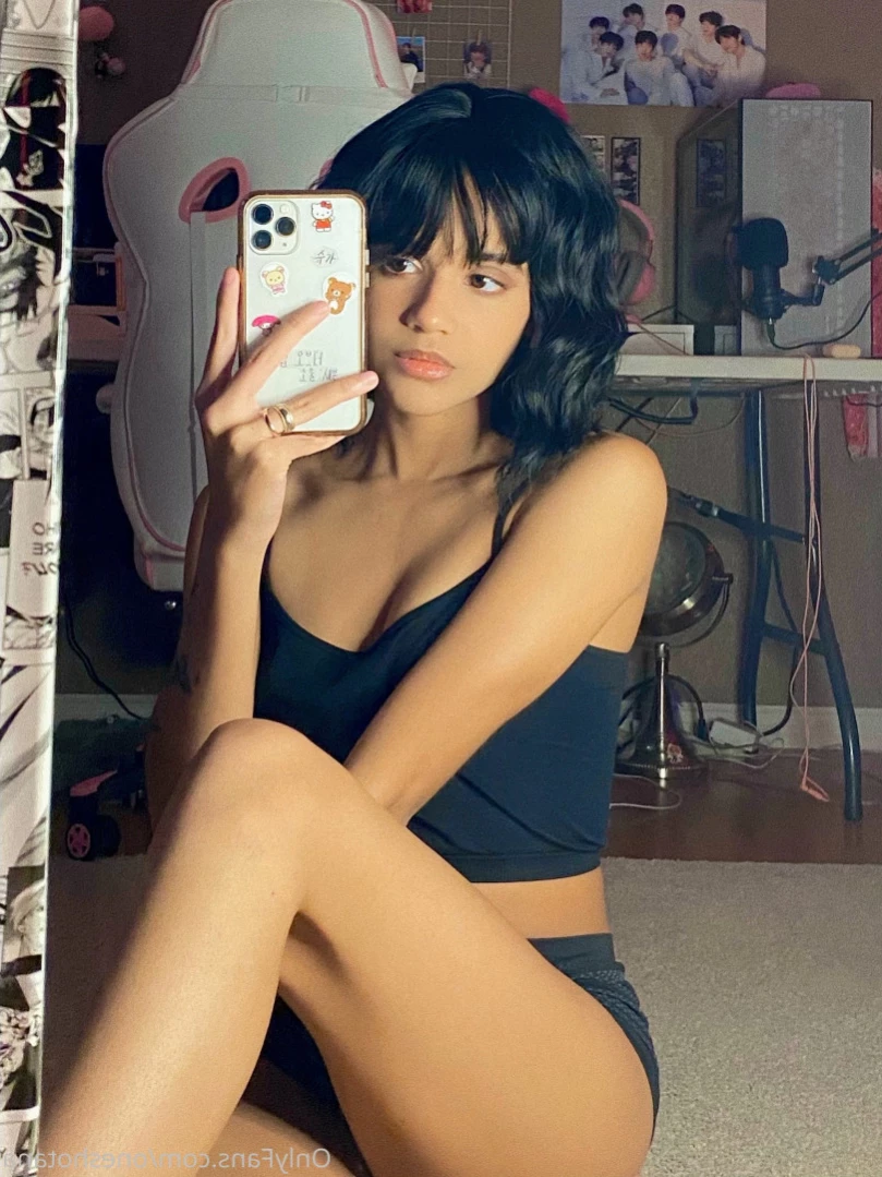 𝕬𝖓𝖆 [ oneshotana ] Onlyfans leaked photo 14732041 on Hotleaks.tv