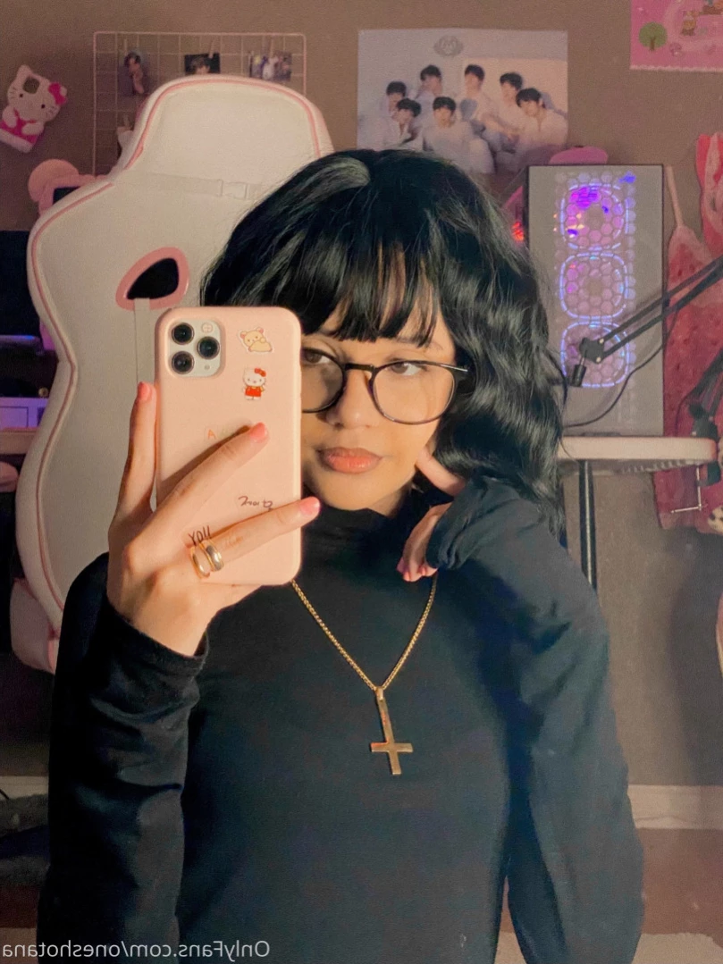 𝕬𝖓𝖆 [ oneshotana ] Onlyfans leaked photo 14936119 on Hotleaks.tv