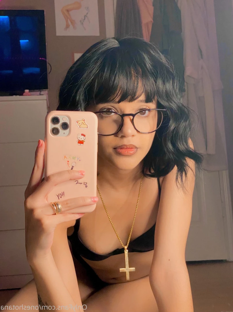 𝕬𝖓𝖆 [ oneshotana ] Onlyfans leaked photo 14997254 on Hotleaks.tv