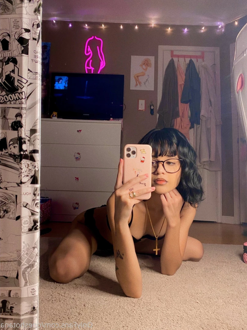 𝕬𝖓𝖆 [ oneshotana ] Onlyfans leaked photo 15909985 on Hotleaks.tv
