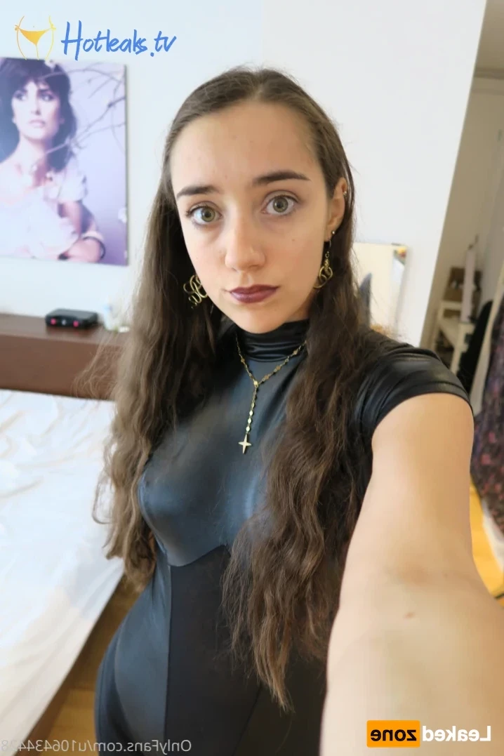 Miss Medea [ onlymedea ] Onlyfans leaked photo 16258050 on Hotleaks.tv