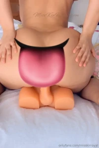 Andrea Abeli [ misskirroyal1 ] Onlyfans leaked video 11922557 on Hotleaks.tv