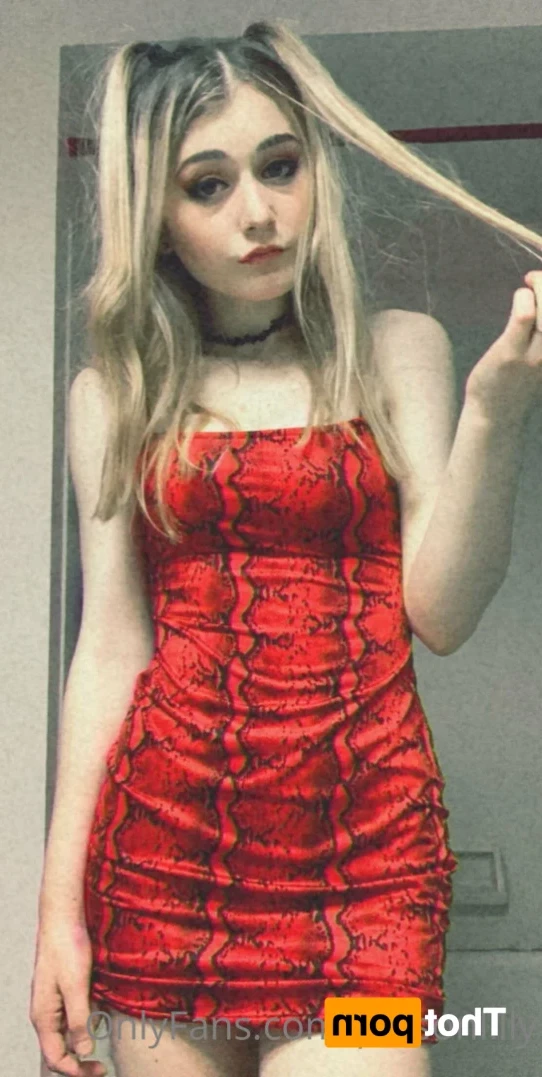 Lilly Pod [ poisonlilly ] Onlyfans leaked photo 12297612 on Hotleaks.tv