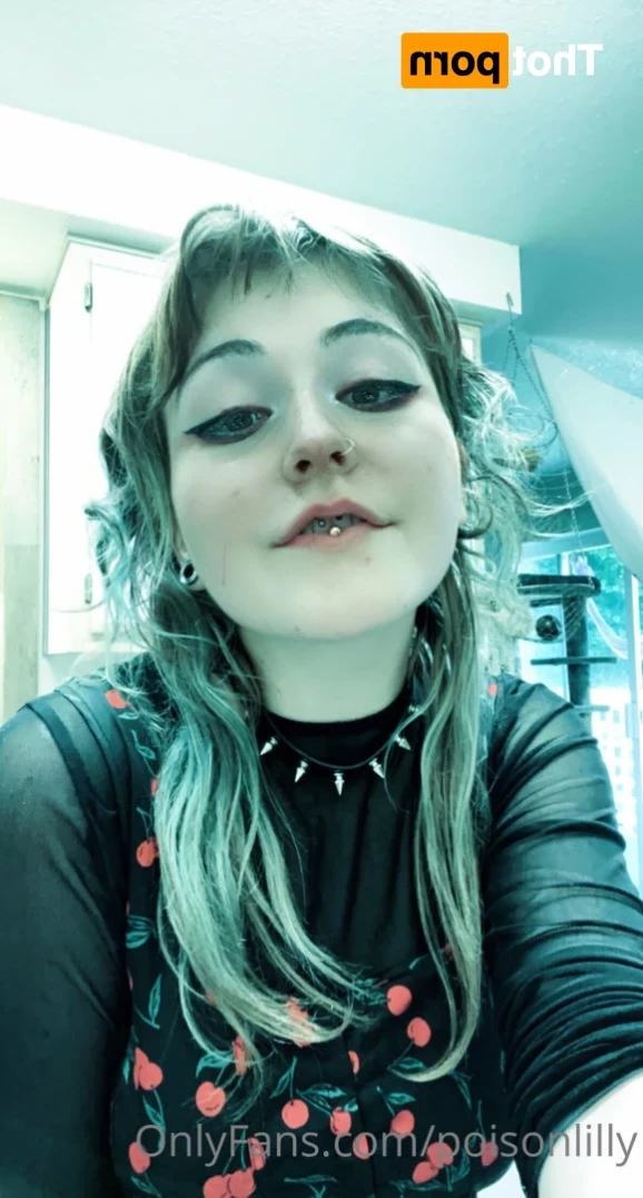 Lilly Pod [ poisonlilly ] Onlyfans leaked photo 12888782 on Hotleaks.tv