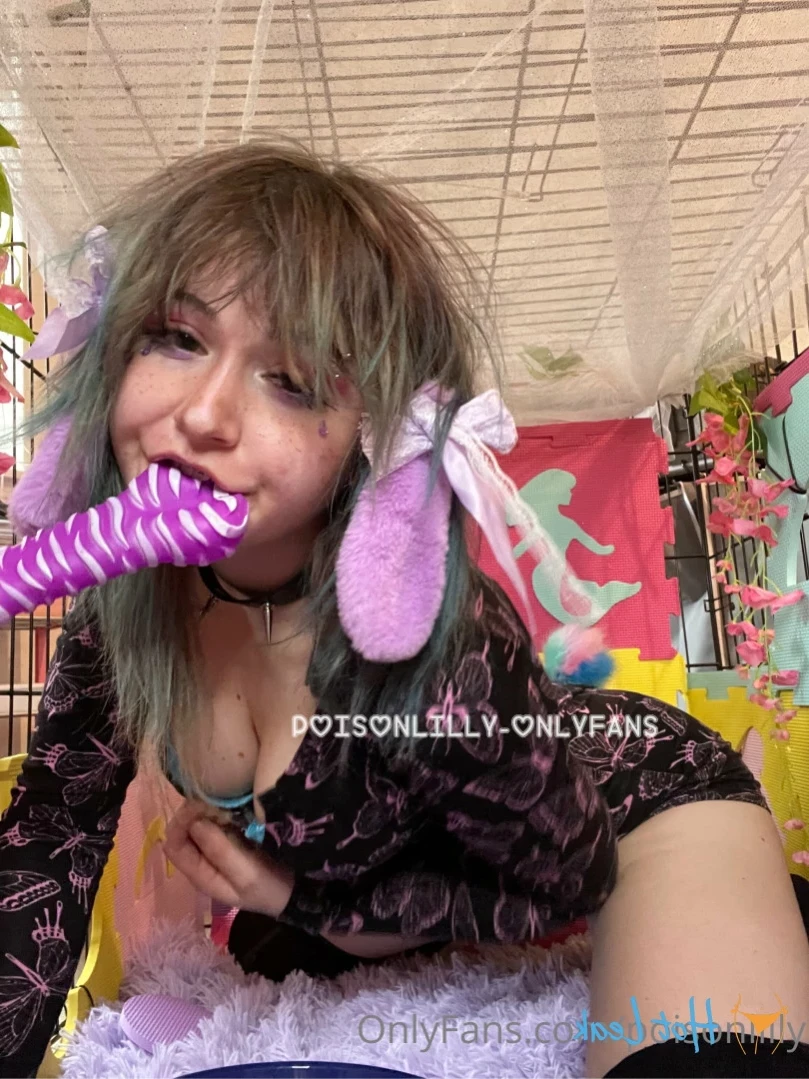 Lilly Pod [ poisonlilly ] Onlyfans leaked photo 12927238 on Hotleaks.tv