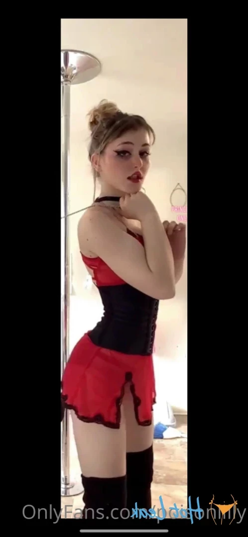 Lilly Pod [ poisonlilly ] Onlyfans leaked photo 13267784 on Hotleaks.tv