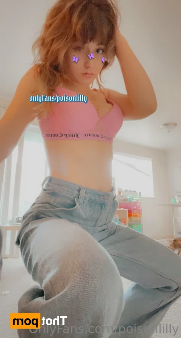 Lilly Pod [ poisonlilly ] Onlyfans leaked photo 13401812 on Hotleaks.tv