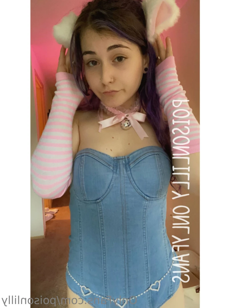 Lilly Pod [ poisonlilly ] Onlyfans leaked photo 15026827 on Hotleaks.tv