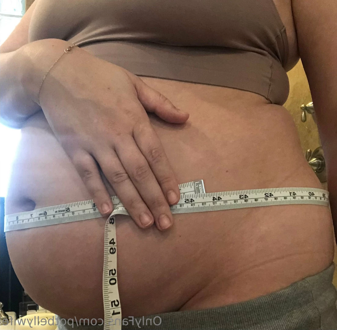 potbellywife Onlyfans leaked photo 12981821 on Hotleaks.tv