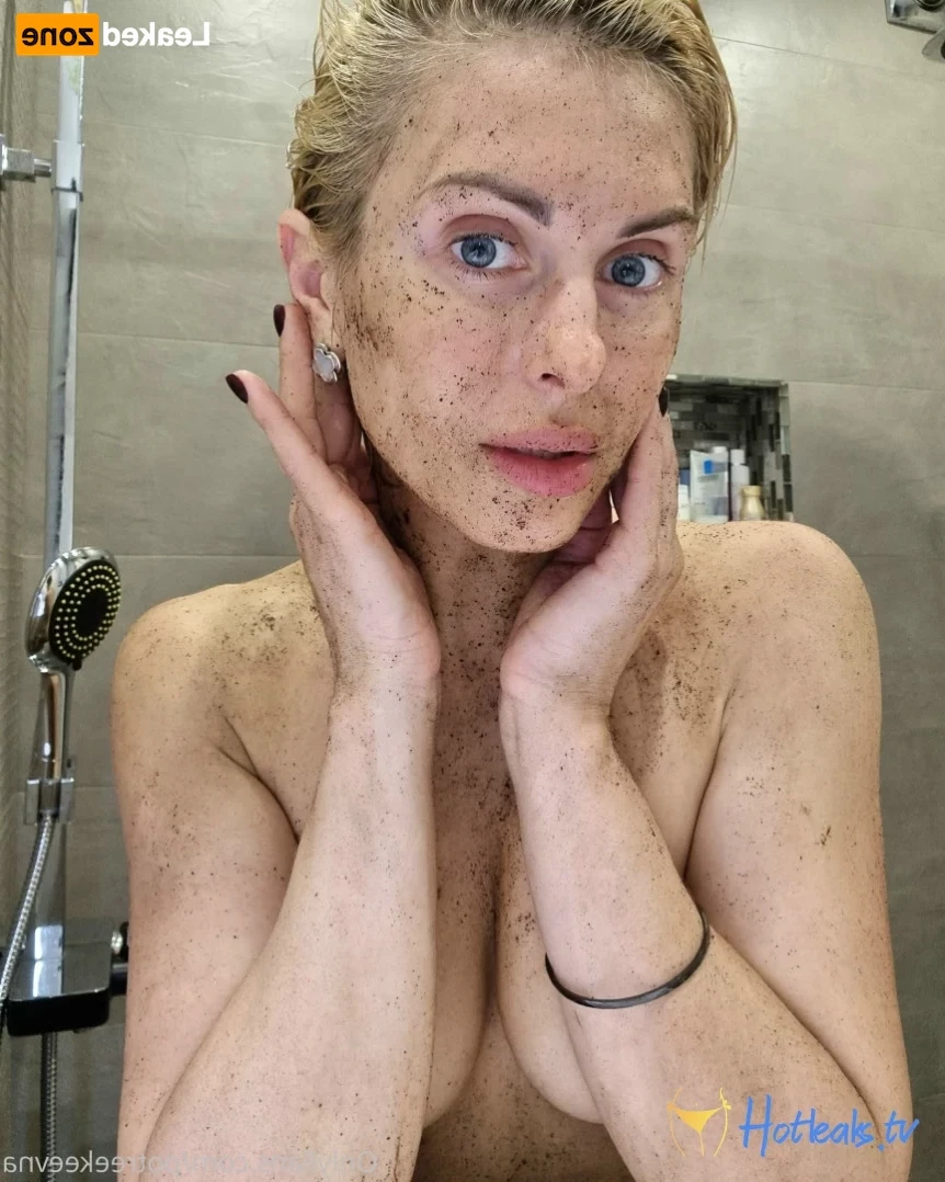 Anastasiya [ potreekeevna ] Onlyfans leaked photo 14156545 on Hotleaks.tv