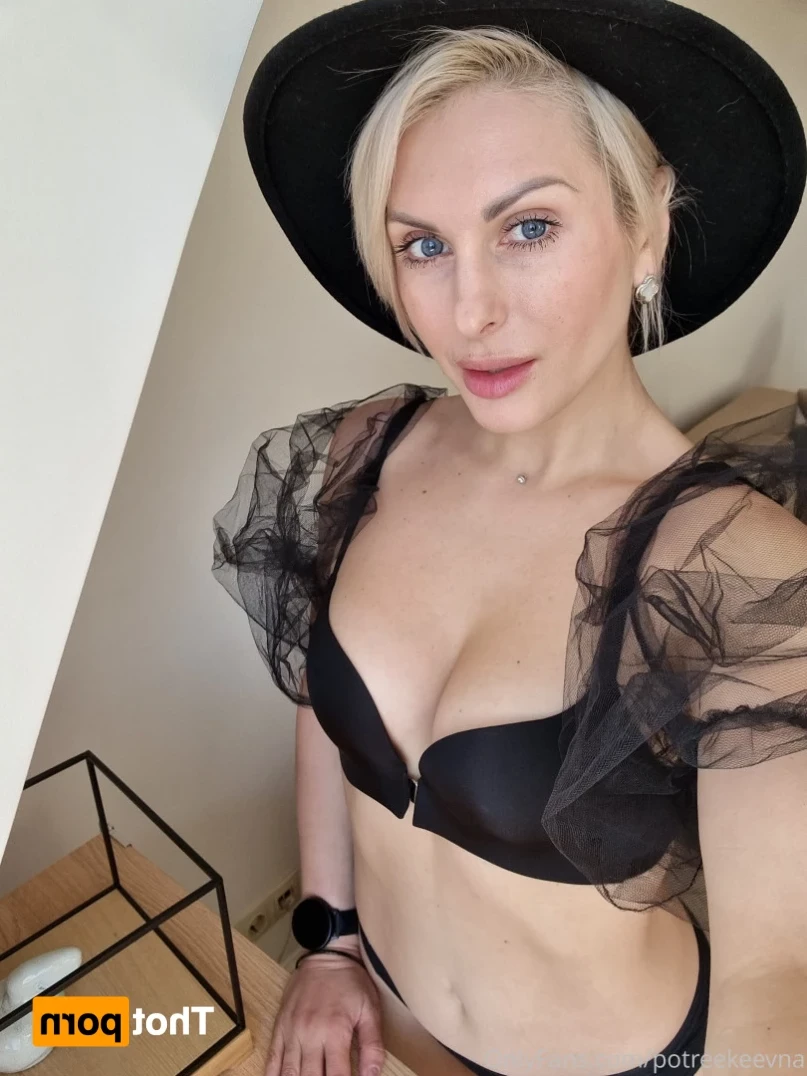 Anastasiya [ potreekeevna ] Onlyfans leaked photo 14890112 on Hotleaks.tv