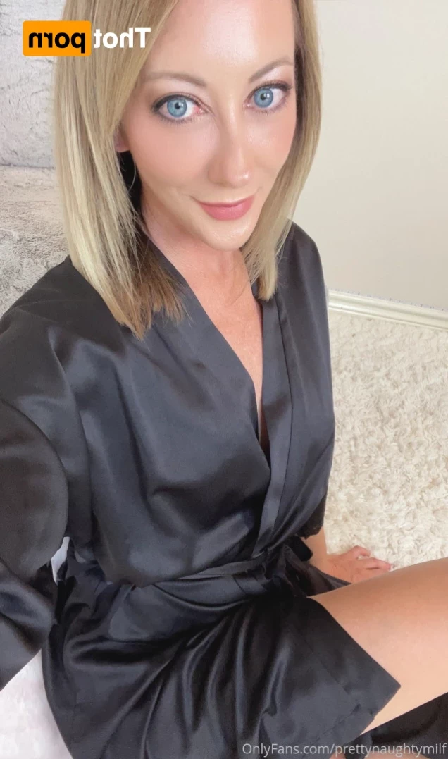 💙REAL😈MOM NEXT DOOR [ prettynaughtywife ] Onlyfans leaked photo 16170073 on Hotleaks.tv