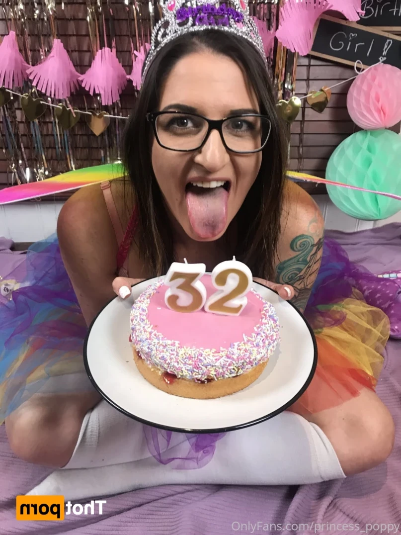Princess Poppy (NO PPV) [ princess_poppy ] Onlyfans leaked photo 11868855 on Hotleaks.tv