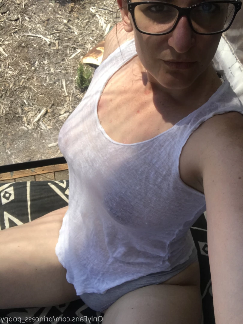 Princess Poppy (NO PPV) [ princess_poppy ] Onlyfans leaked photo 14582554 on Hotleaks.tv