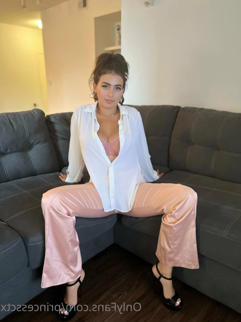 𝐂𝐎𝐖𝐆𝚰𝐑𝐋 𝐂𝐇𝐀𝐍𝐄𝐋 🤠✨🥵 [ princessctx ] Onlyfans leaked photo 12749229 on Hotleaks.tv
