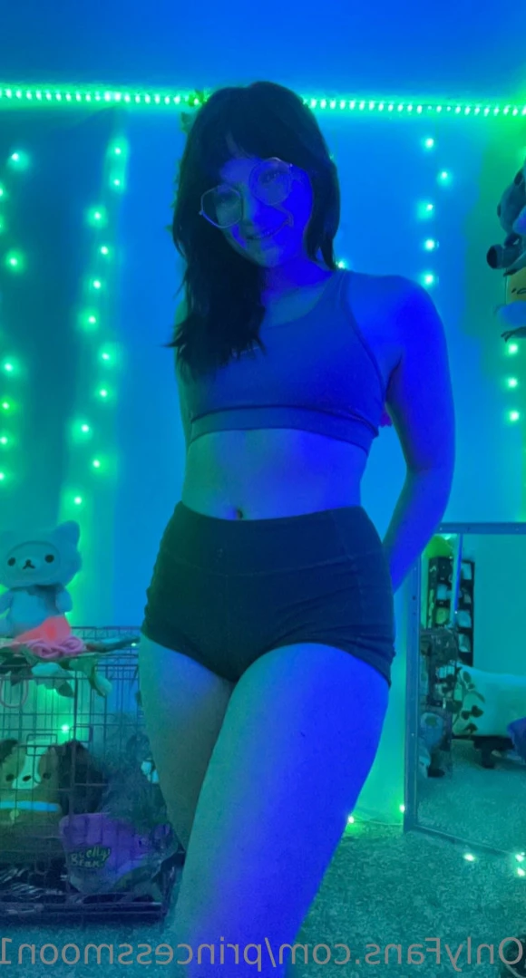 moon 🌙 [ princessmoon129 ] Onlyfans leaked photo 11585717 on Hotleaks.tv