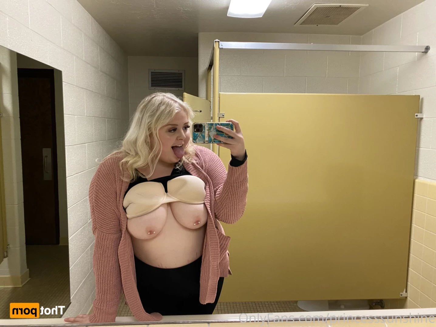 Sunshine🍧 ur sex kitten 🥰 [ princesssunshine ] Onlyfans leaked photo 12563880 on Hotleaks.tv