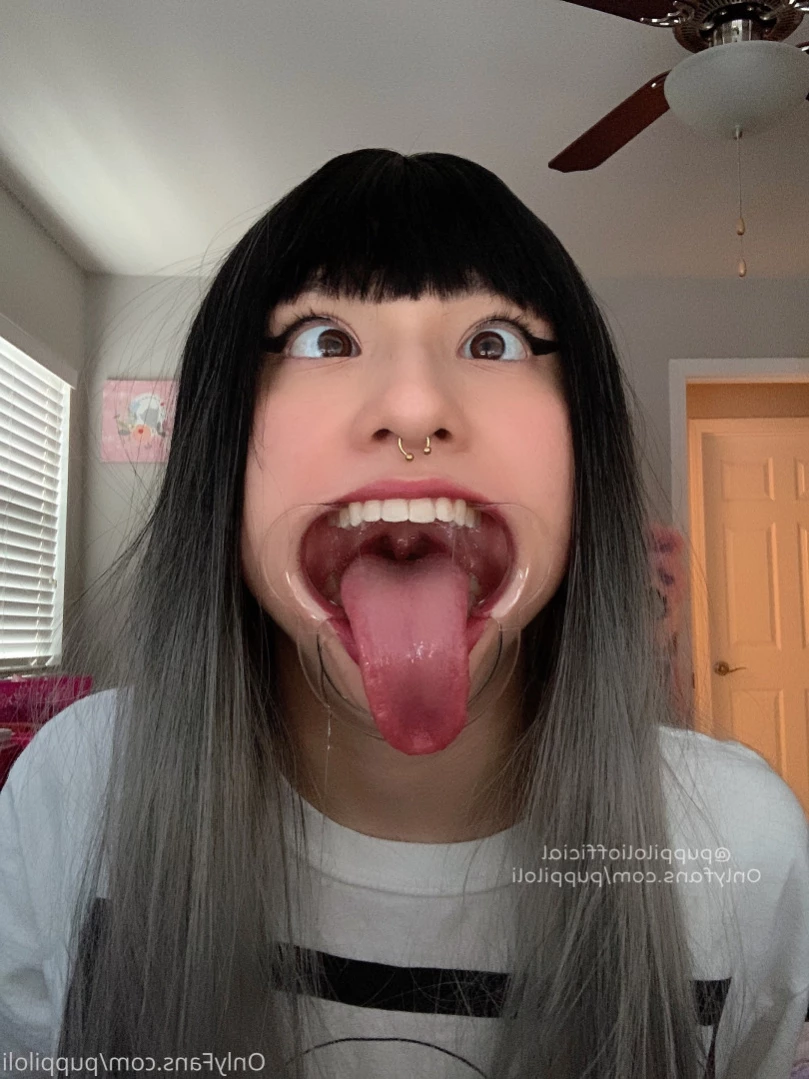 Filipina long tongue queen 💖 [ puppiloli ] Onlyfans leaked photo 11929903 on Hotleaks.tv