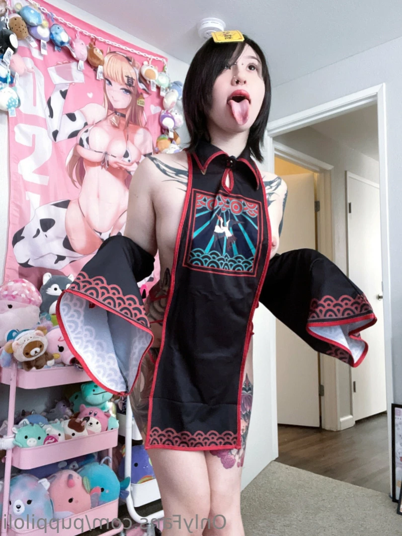Filipina long tongue queen 💖 [ puppiloli ] Onlyfans leaked photo 12060707 on Hotleaks.tv
