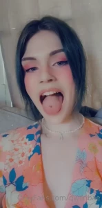 10805743