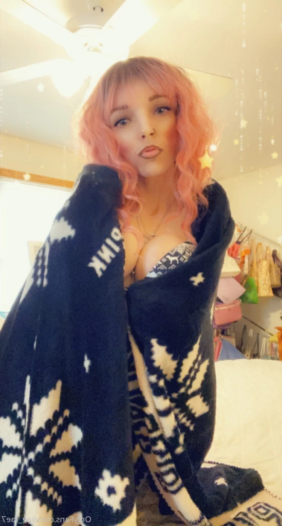 A Beautiful Mess [ rae_rae7 ] Onlyfans leaked photo 12026079 on Hotleaks.tv