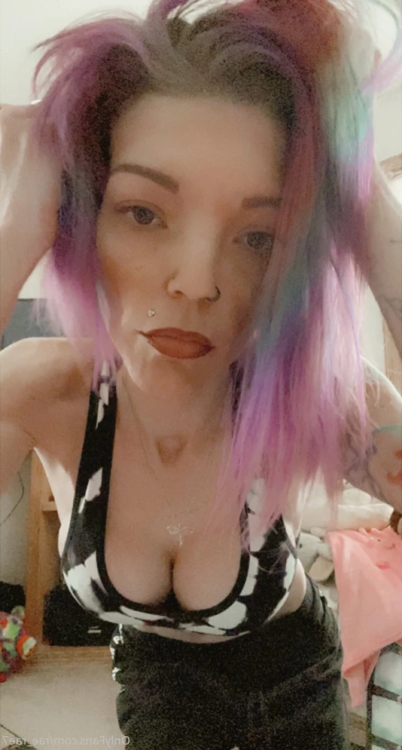 A Beautiful Mess [ rae_rae7 ] Onlyfans leaked photo 12426138 on Hotleaks.tv
