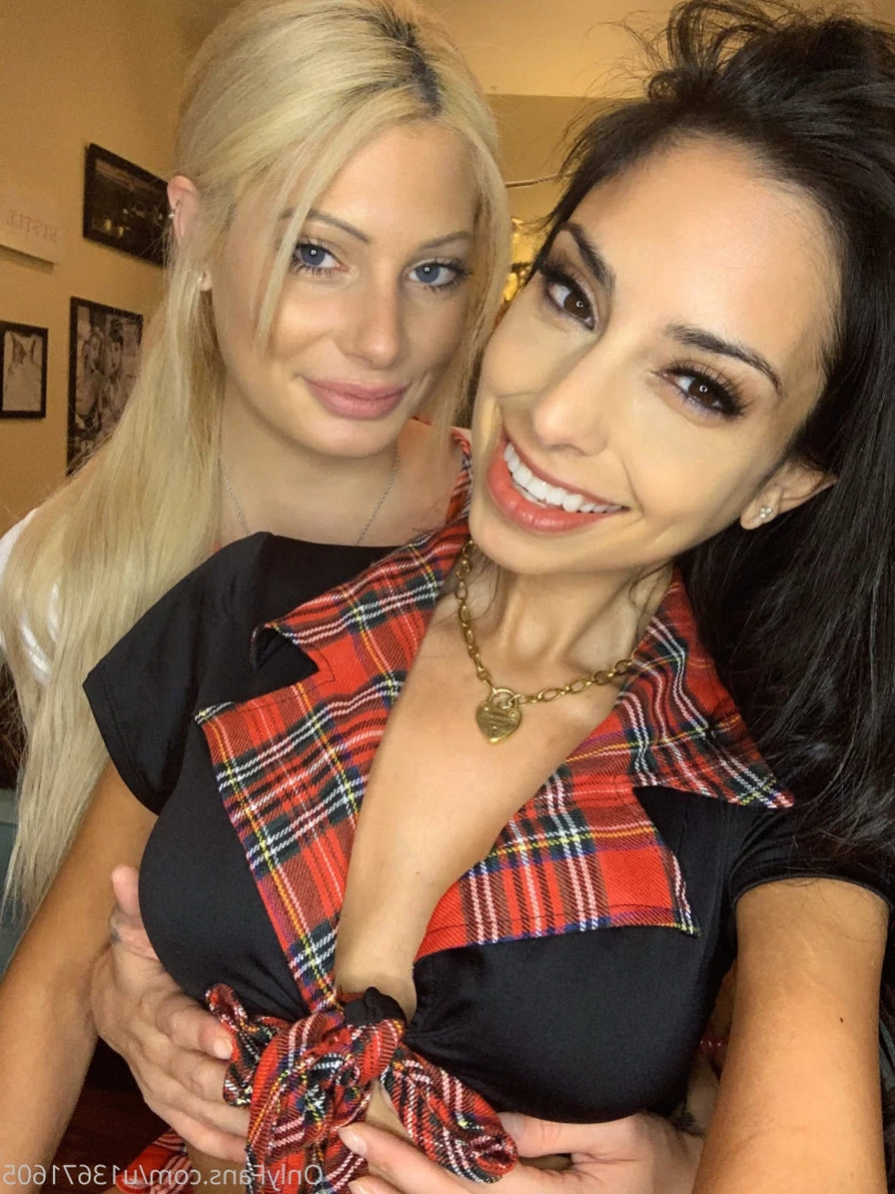 Nella Jones [ realnellajones ] Onlyfans leaked photo 10885141 on Hotleaks.tv