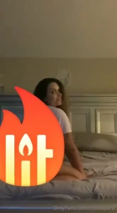 1652802