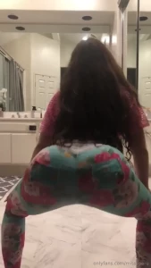 1652828