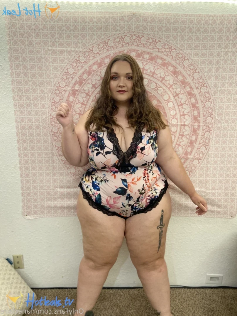 Riane Claire [ rianeclaire ] Onlyfans leaked photo 11422771 on Hotleaks.tv