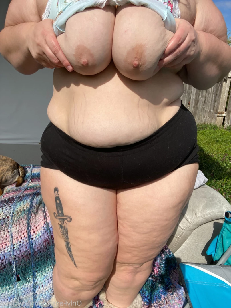 Riane Claire [ rianeclaire ] Onlyfans leaked photo 14812810 on Hotleaks.tv