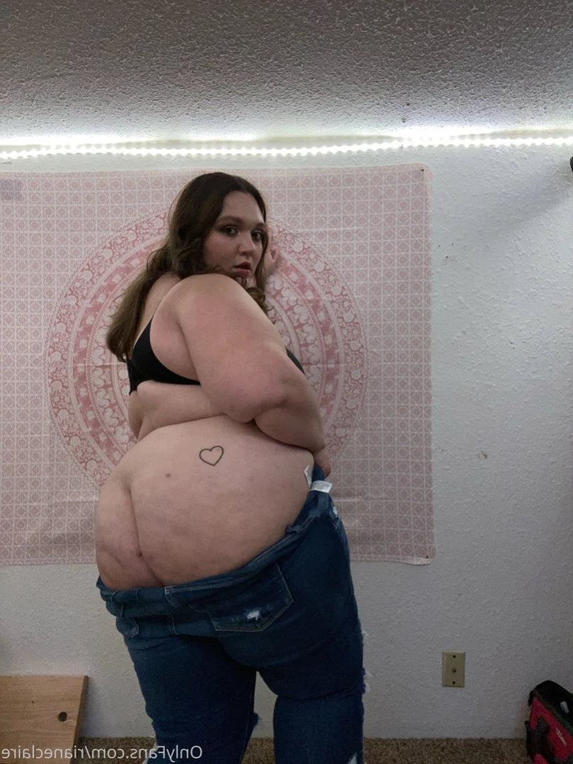 Riane Claire [ rianeclaire ] Onlyfans leaked photo 15634996 on Hotleaks.tv