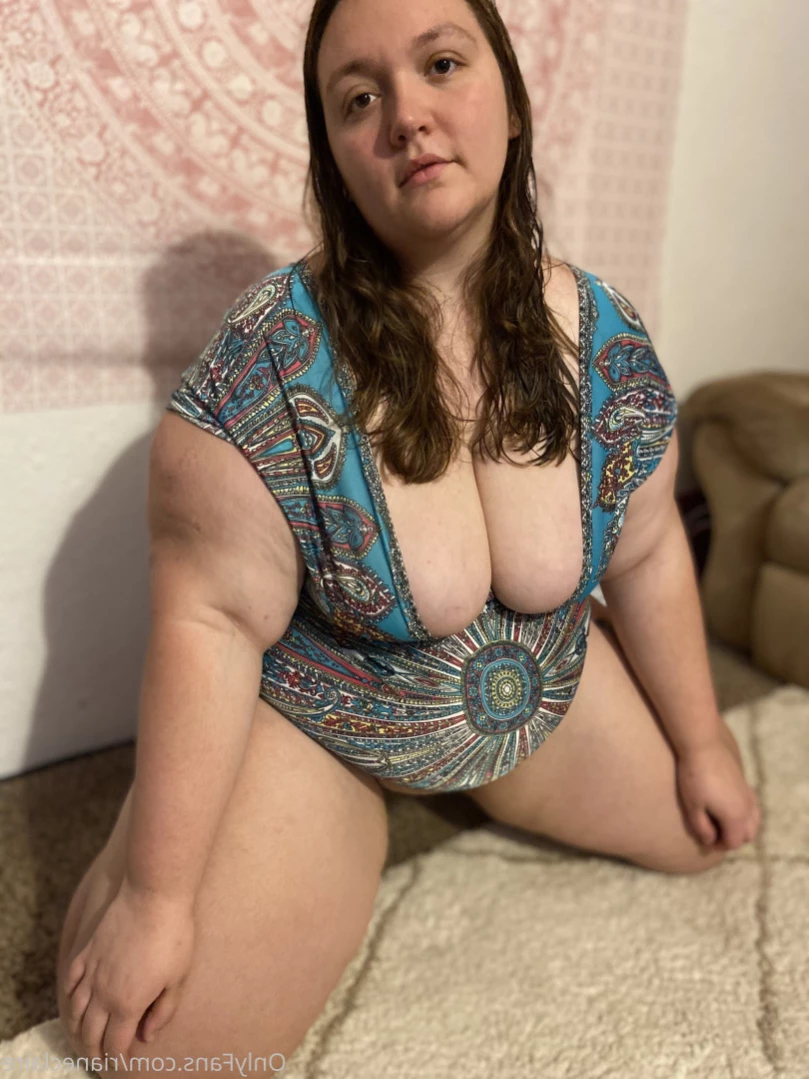 Riane Claire [ rianeclaire ] Onlyfans leaked photo 16304679 on Hotleaks.tv