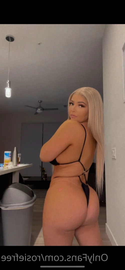 🎀  𝐵𝒾𝑔𝐵𝓊𝓉𝓉 🎀  🅜🅨 🅟🅐🅖🅔 🅘🅢 🅛🅘🅕🅔 [ rosiefree ] Onlyfans leaked photo 12393903 on Hotleaks.tv