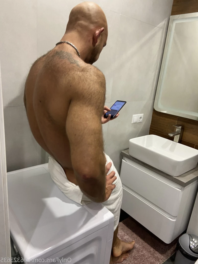 edmond_top Onlyfans leaked photo 11886457 on Hotleaks.tv