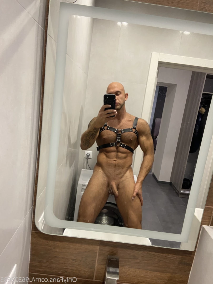 edmond_top Onlyfans leaked photo 12058420 on Hotleaks.tv