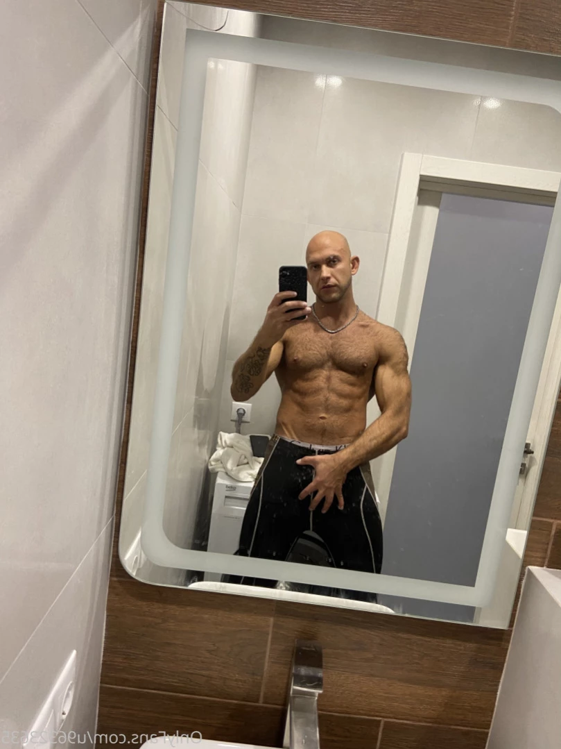 edmond_top Onlyfans leaked photo 12059180 on Hotleaks.tv