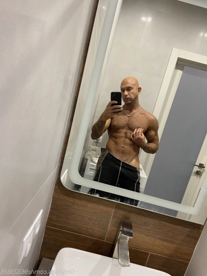 edmond_top Onlyfans leaked photo 13288905 on Hotleaks.tv