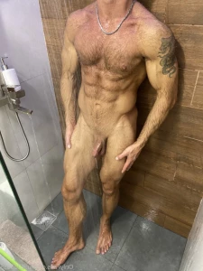 15716465