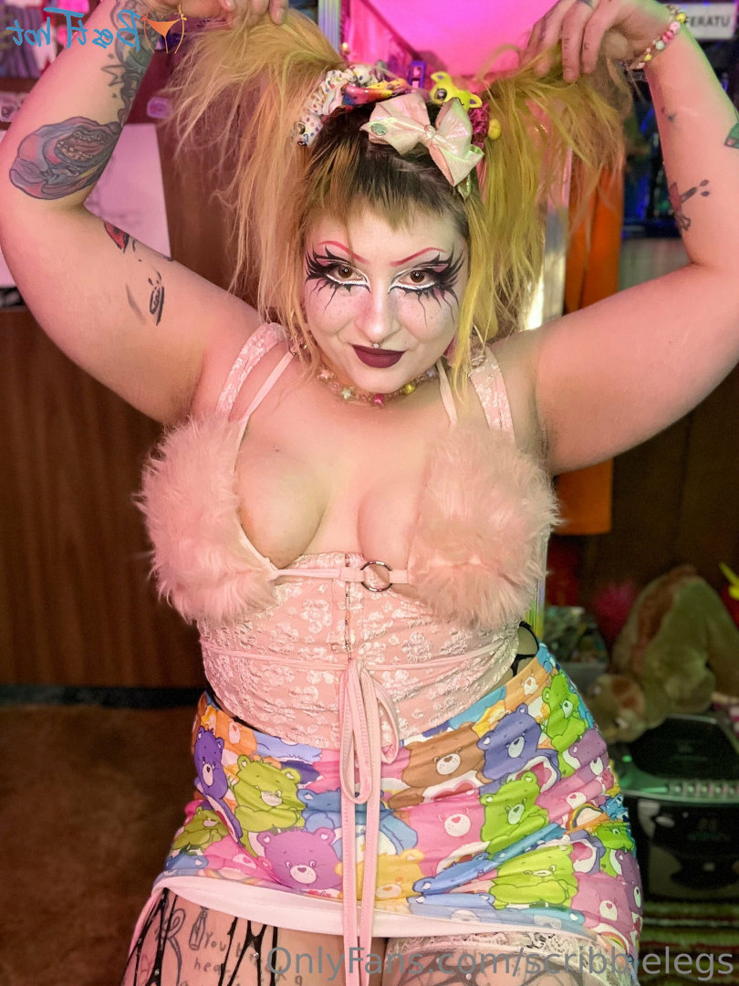 Beatrix Kido [ scribblelegs ] Onlyfans leaked photo 17226124 on Hotleaks.tv