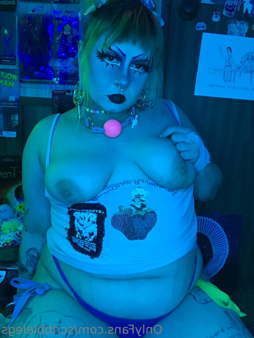 Beatrix Kido [ scribblelegs ] Onlyfans leaked photo 12334787 on Hotleaks.tv