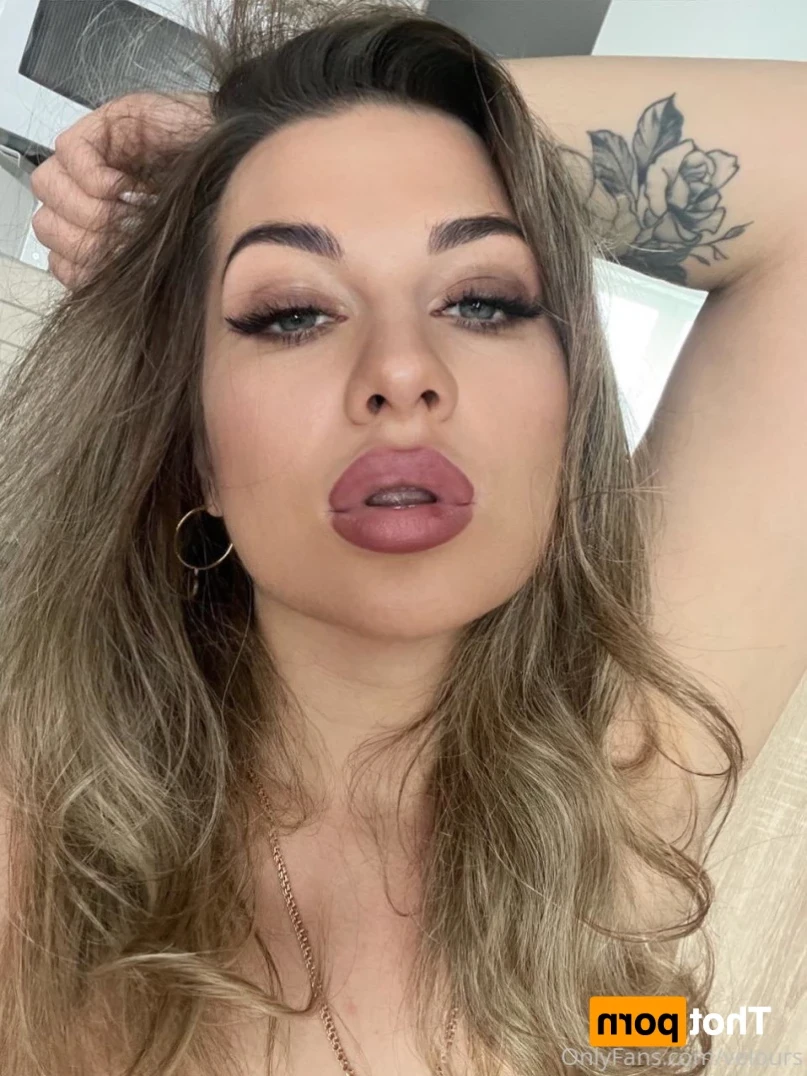 Yulia VIP [ secretaryslatvip ] Onlyfans leaked photo 14637123 on Hotleaks.tv