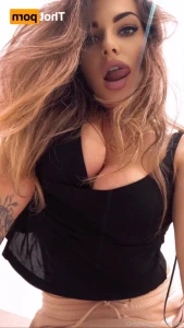 15588962