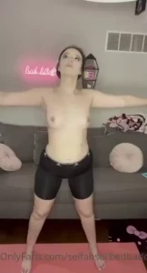 ♡ ♡ lil baddie ♡ ♡ [ selfabsorbedbaddie ] Onlyfans leaked video 18116870 on Hotleaks.tv