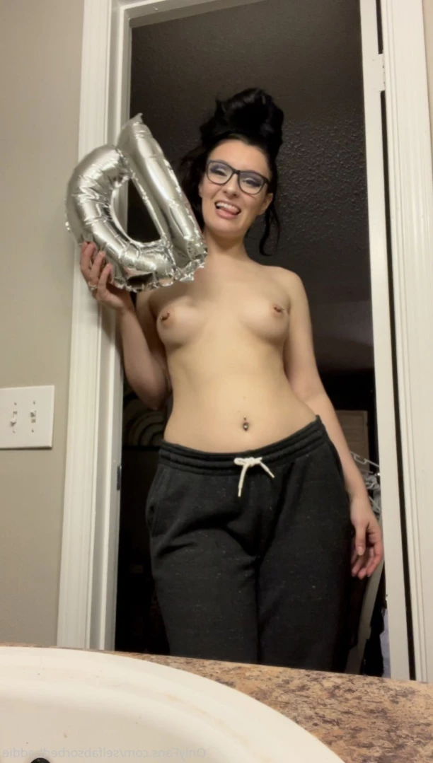 ♡ ♡ lil baddie ♡ ♡ [ selfabsorbedbaddie ] Onlyfans leaked photo 11857411 on Hotleaks.tv