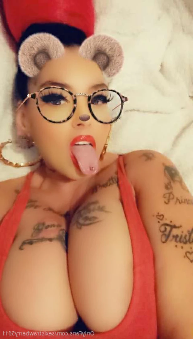 🇵🇷CARIBBEAN GGILF🇯🇲 [ sexistrawberry5611 ] Onlyfans leaked photo 16004378 on Hotleaks.tv