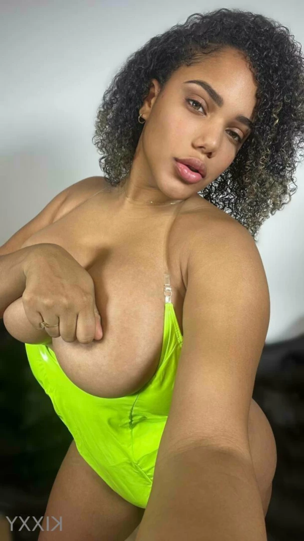 🔥 👸🏽 Miss Kixxy 👸🏽🔥 [ thekixxy ] Onlyfans leaked photo 14237989 on Hotleaks.tv