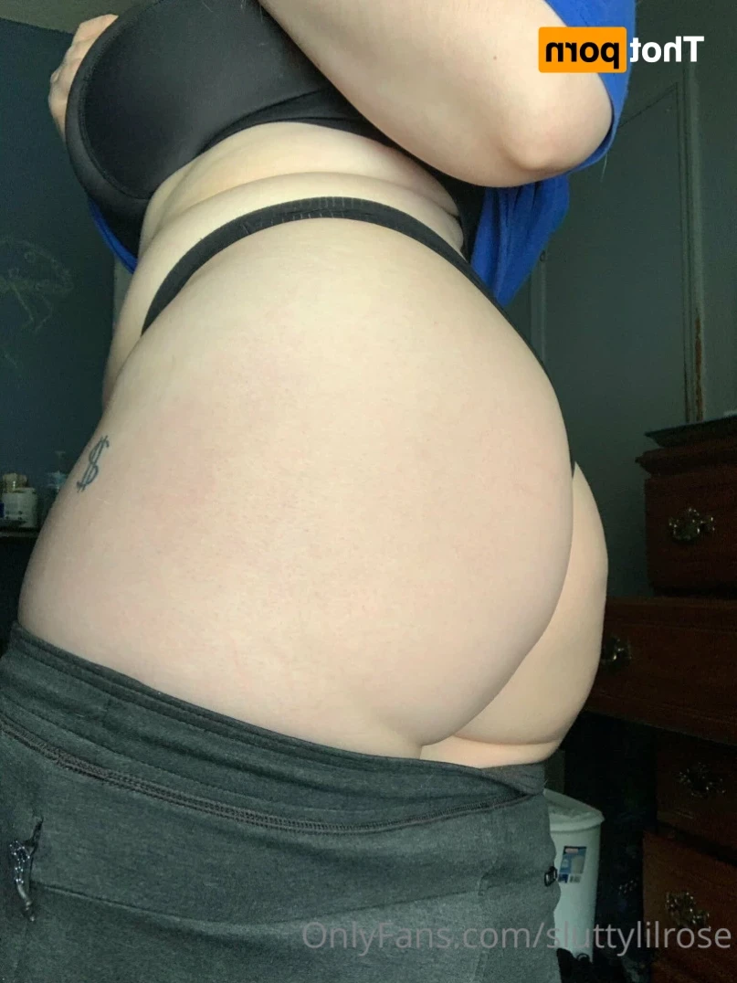 Rose 🌹 [ sluttylilrose ] Onlyfans leaked photo 11648313 on Hotleaks.tv